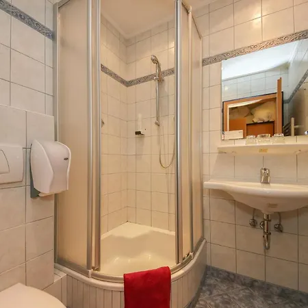 Landgasthof Franz Josef シュトラスヴァルヘン