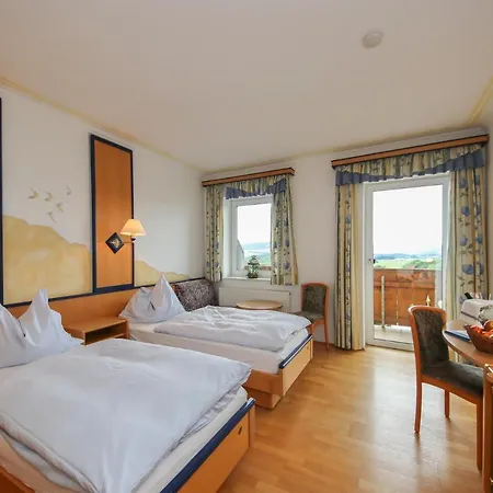 Landgasthof Franz Josef シュトラスヴァルヘン