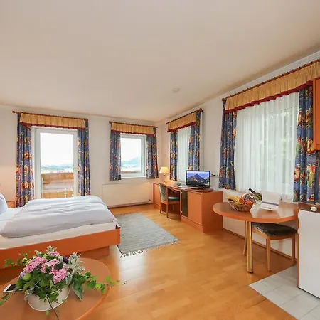 بيت ضيافة Landgasthof Franz Josef 3*
